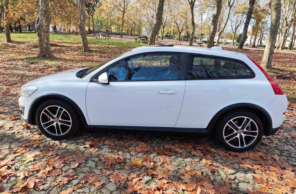 VOLVO C30 2.0 D Kinetic