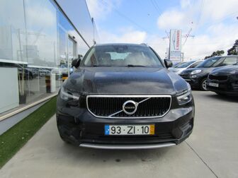 VOLVO XC40 2.0 D3 Momentum