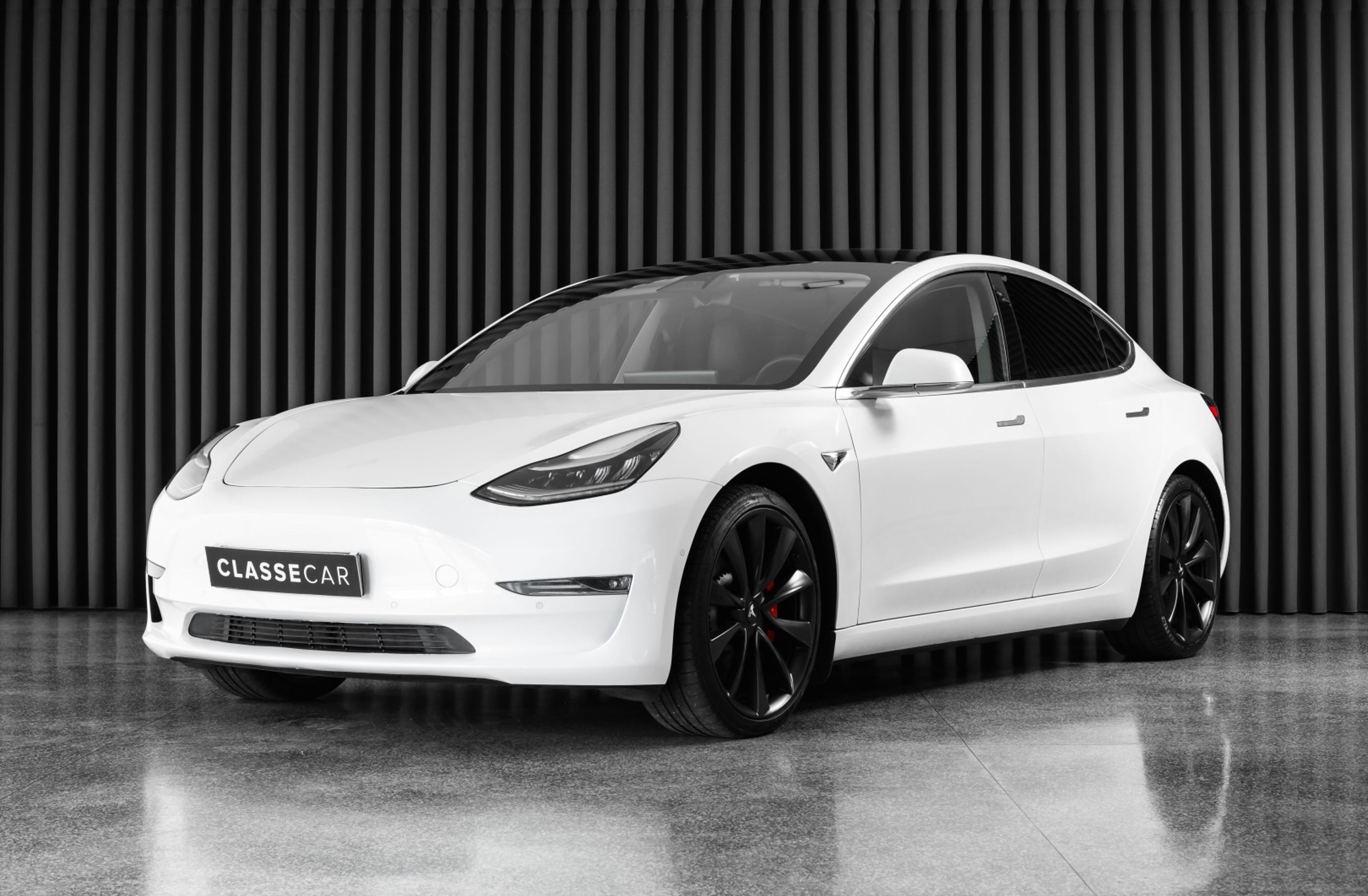 TESLA Model 3 Performance Dual Motor AWD