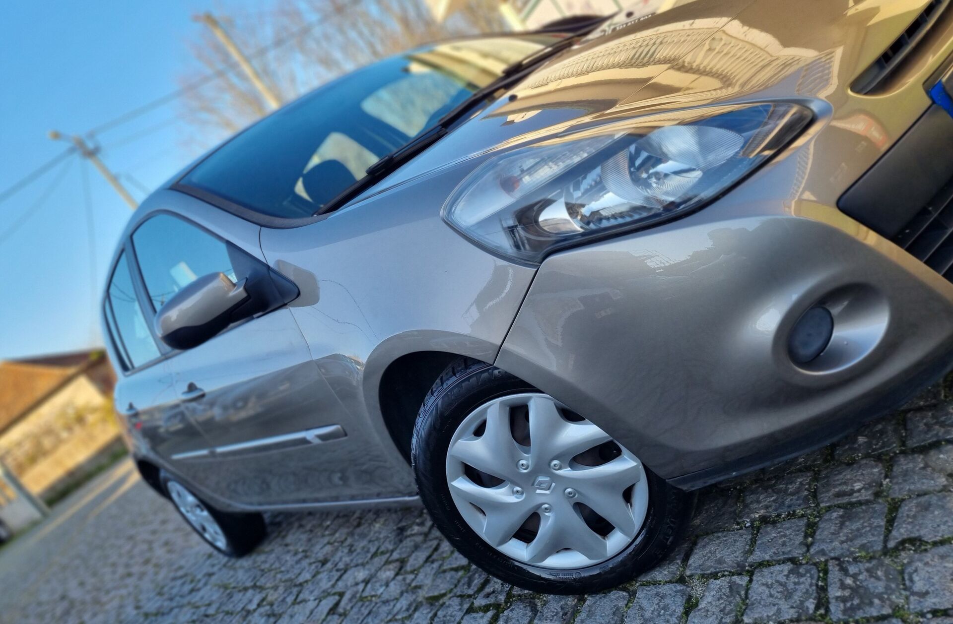 RENAULT Clio 1.2 16V Dynamique S