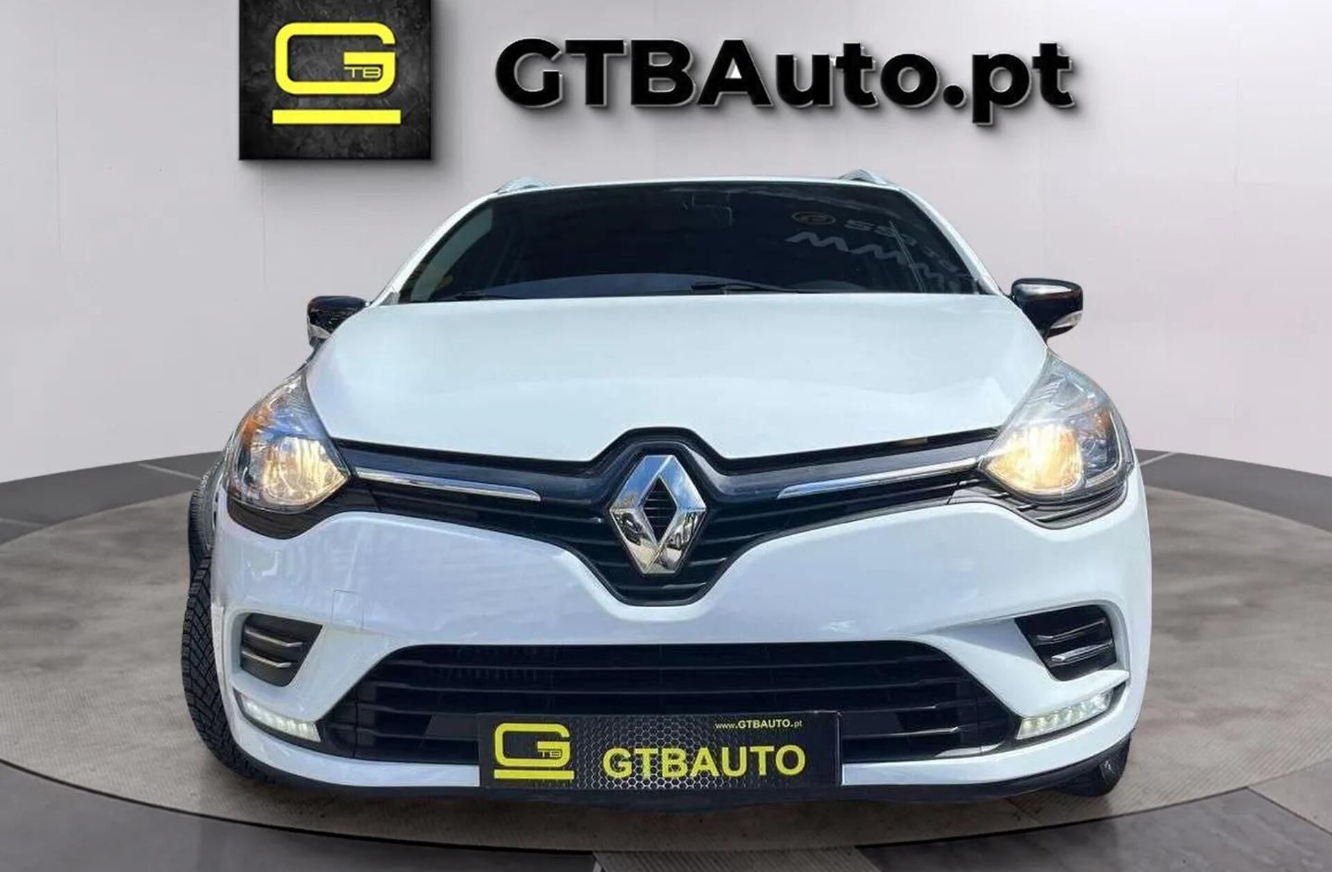 RENAULT Clio ST 0.9 TCe Zen
