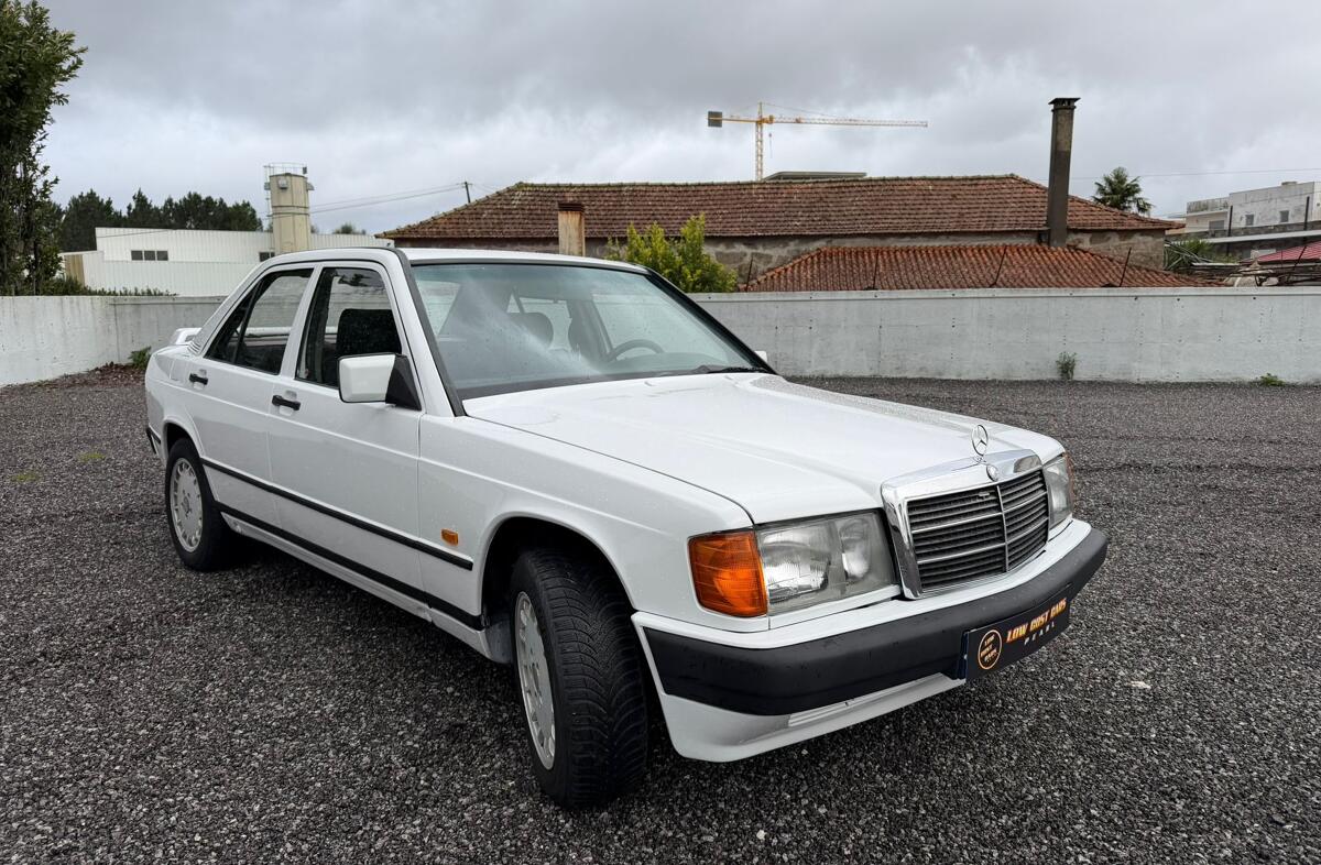 MERCEDES 190 D 2.0