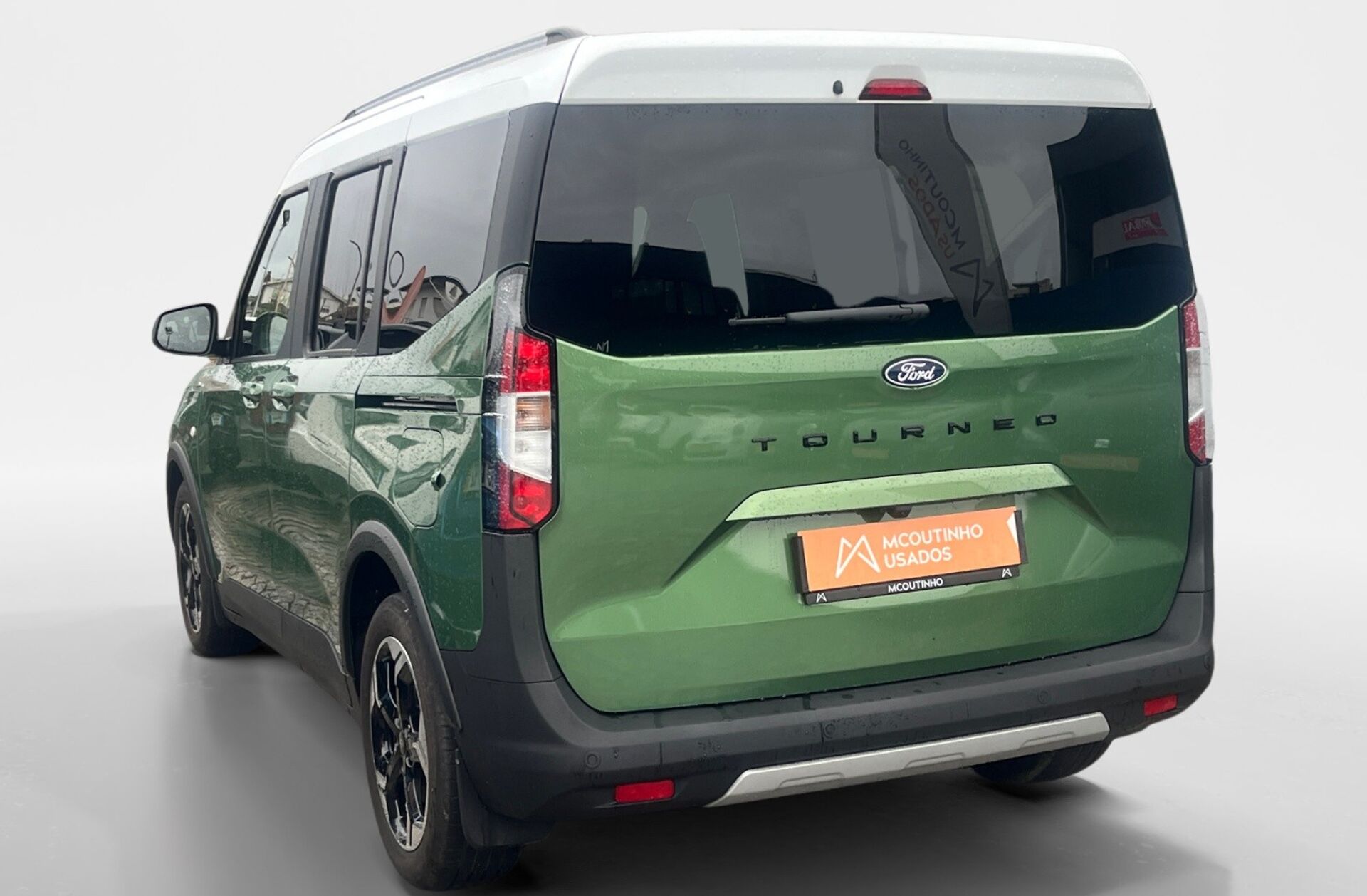 FORD Courier Tourneo  1.0 EcoBoost Titanium DCT