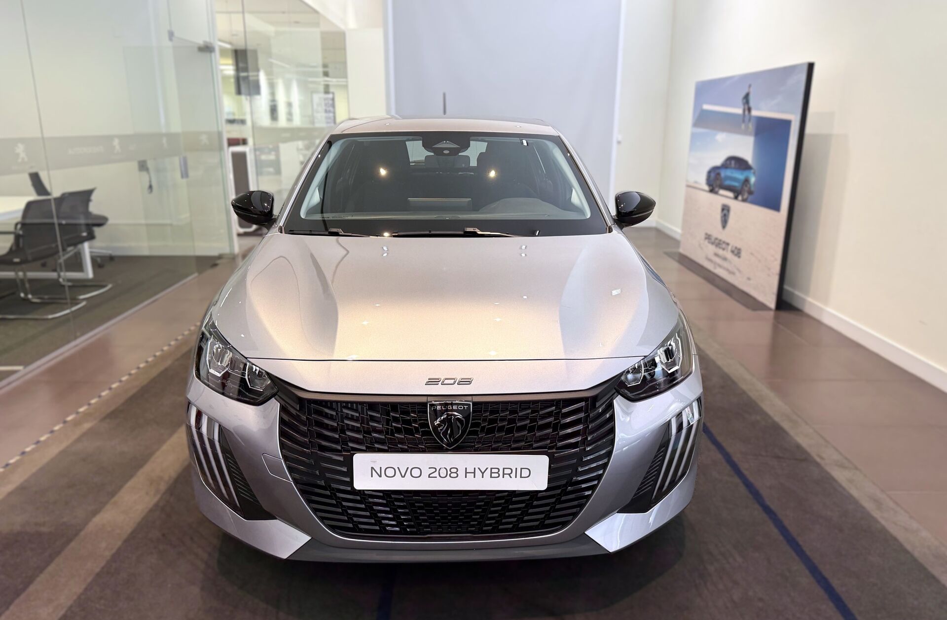 PEUGEOT 208 1.2 Hybrid Style e-DCS6