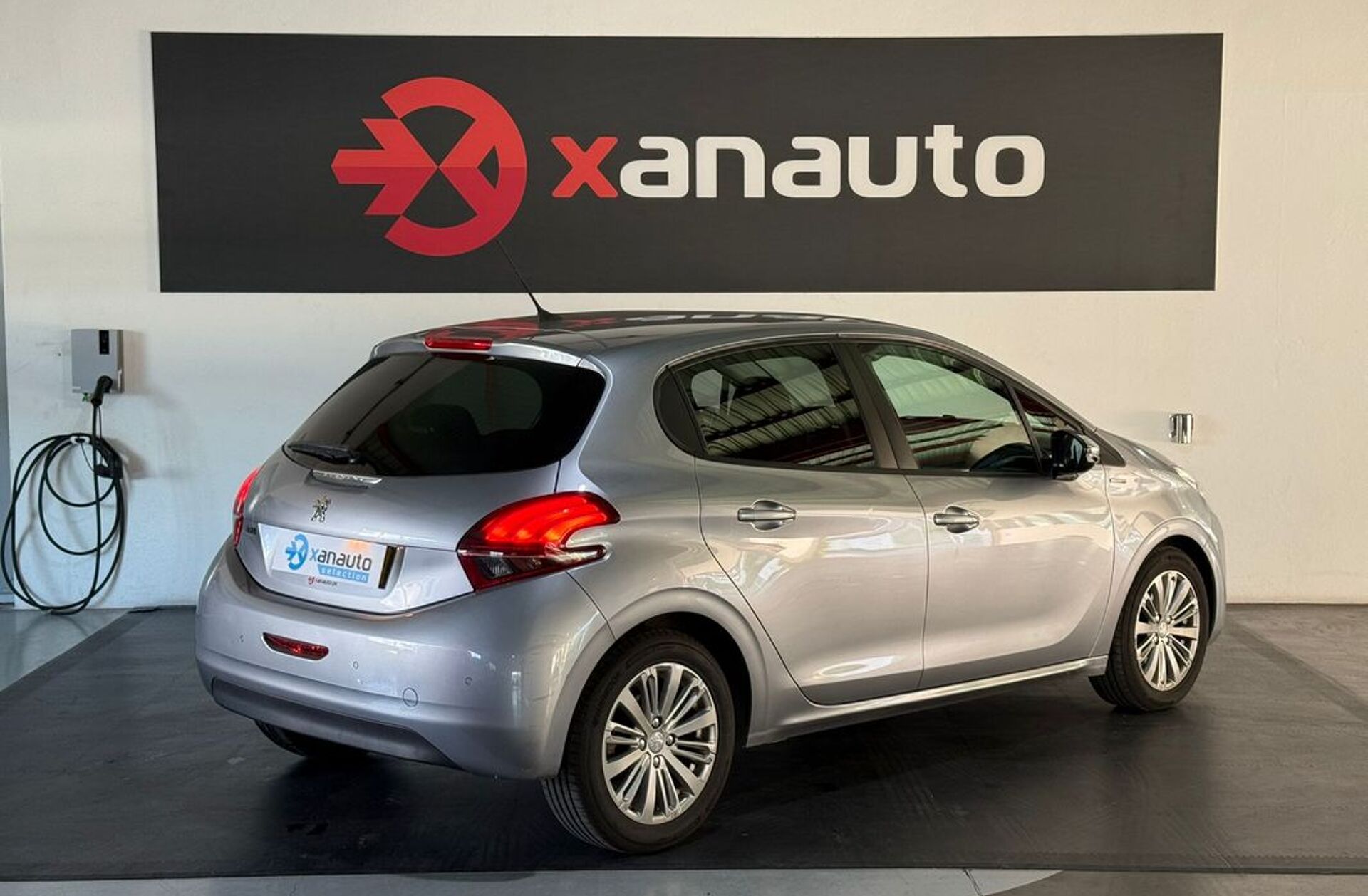 PEUGEOT 208 1.5 BlueHDi Signature