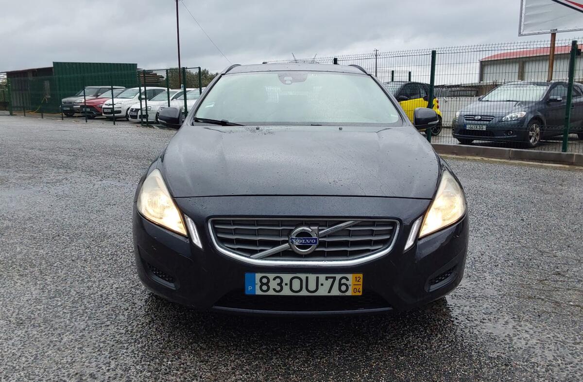 VOLVO V60 1.6 D2 Drive Momentum Start/Stop