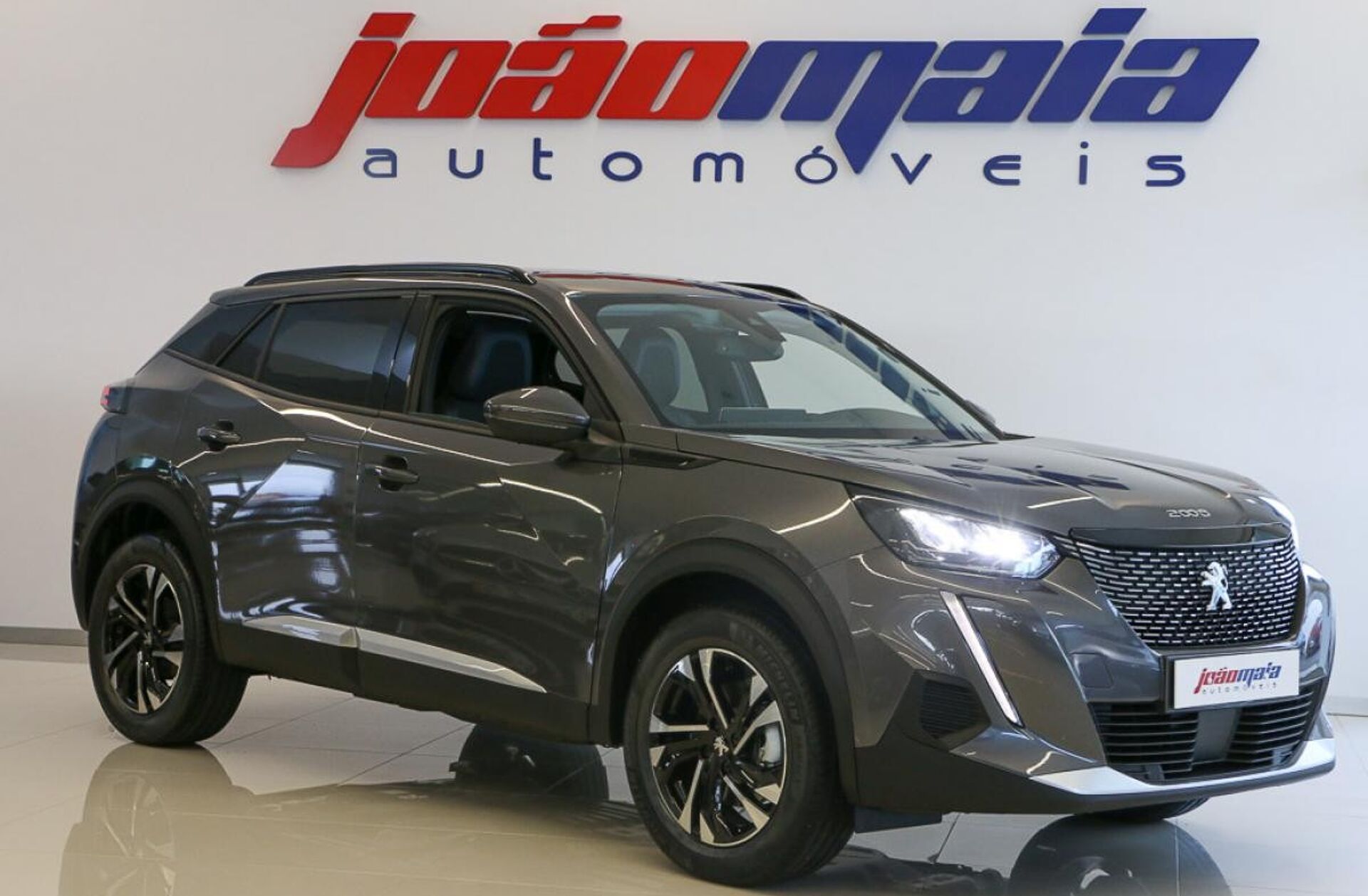 PEUGEOT 2008 1.2 PureTech Allure EAT8