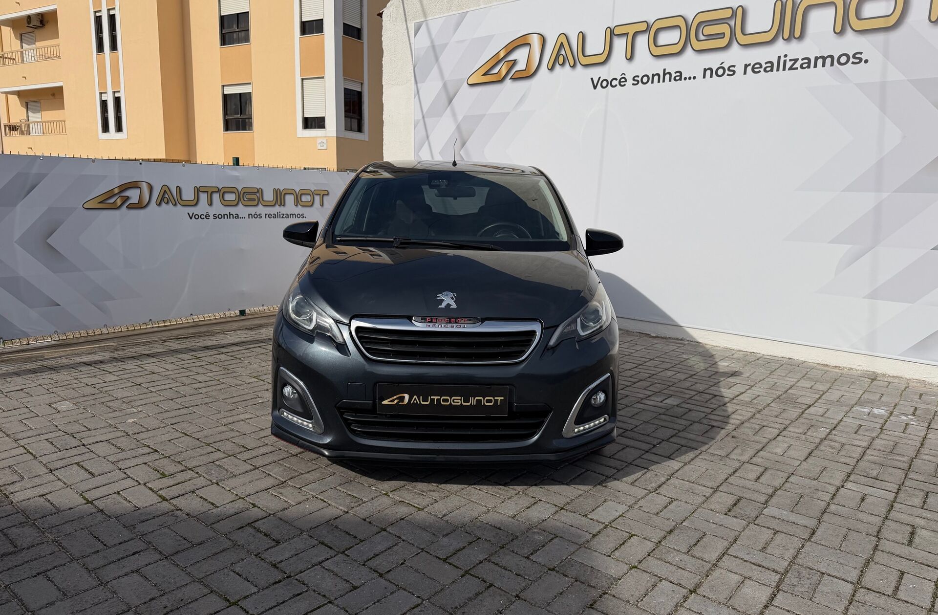 PEUGEOT 108 Top! 1.0 VTi Allure