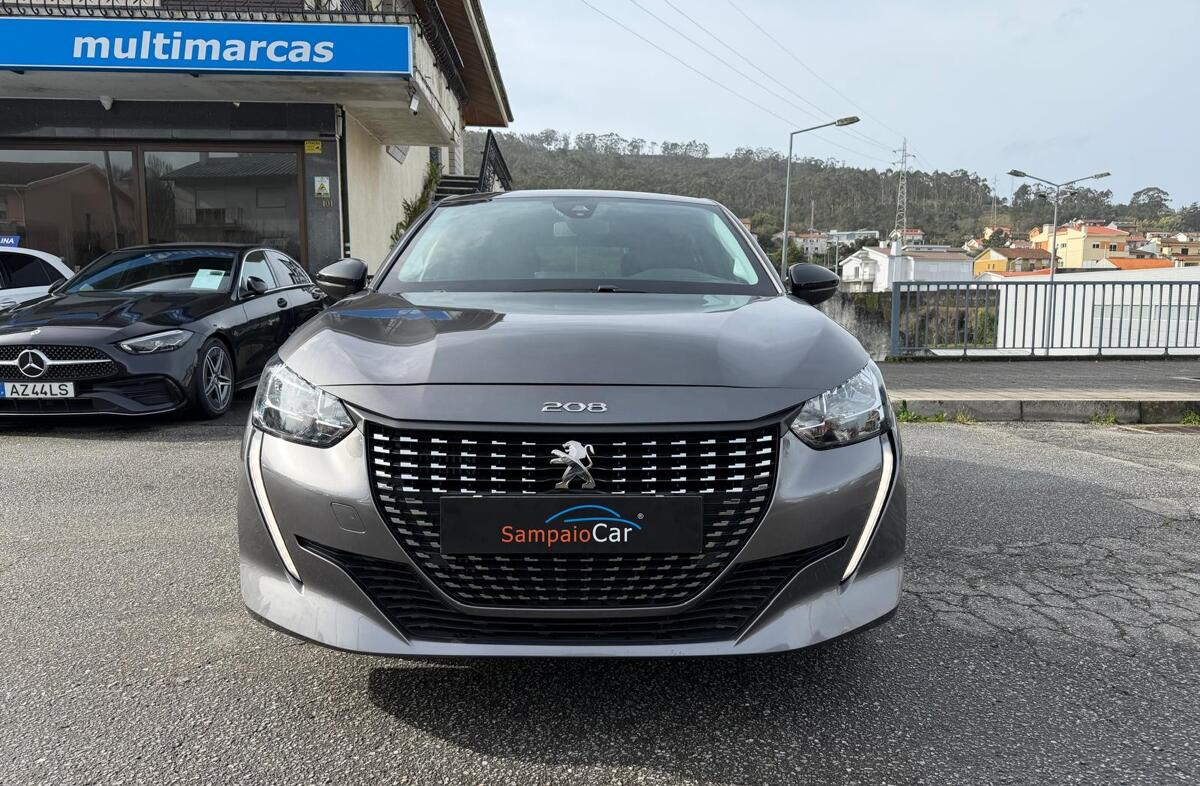 PEUGEOT 208 1.2 PureTech Allure