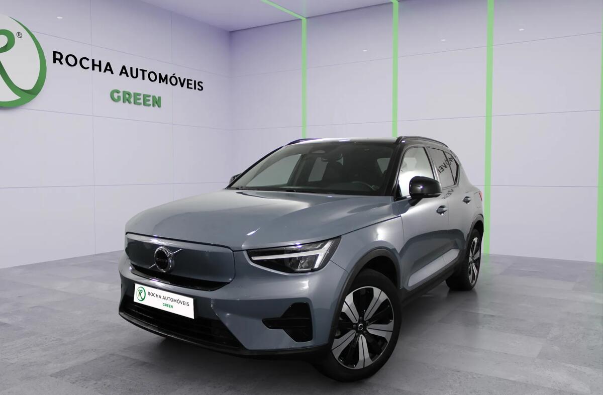 VOLVO XC40 Recharge Core