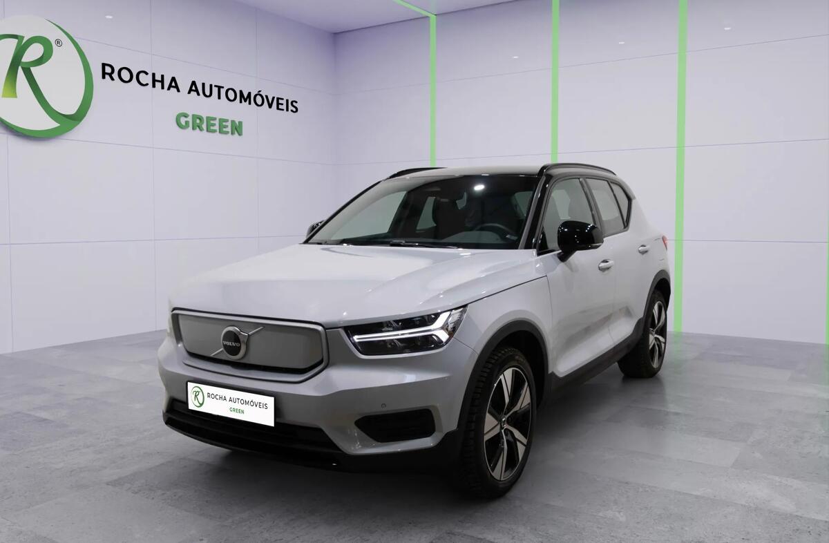 VOLVO XC40 Recharge Core