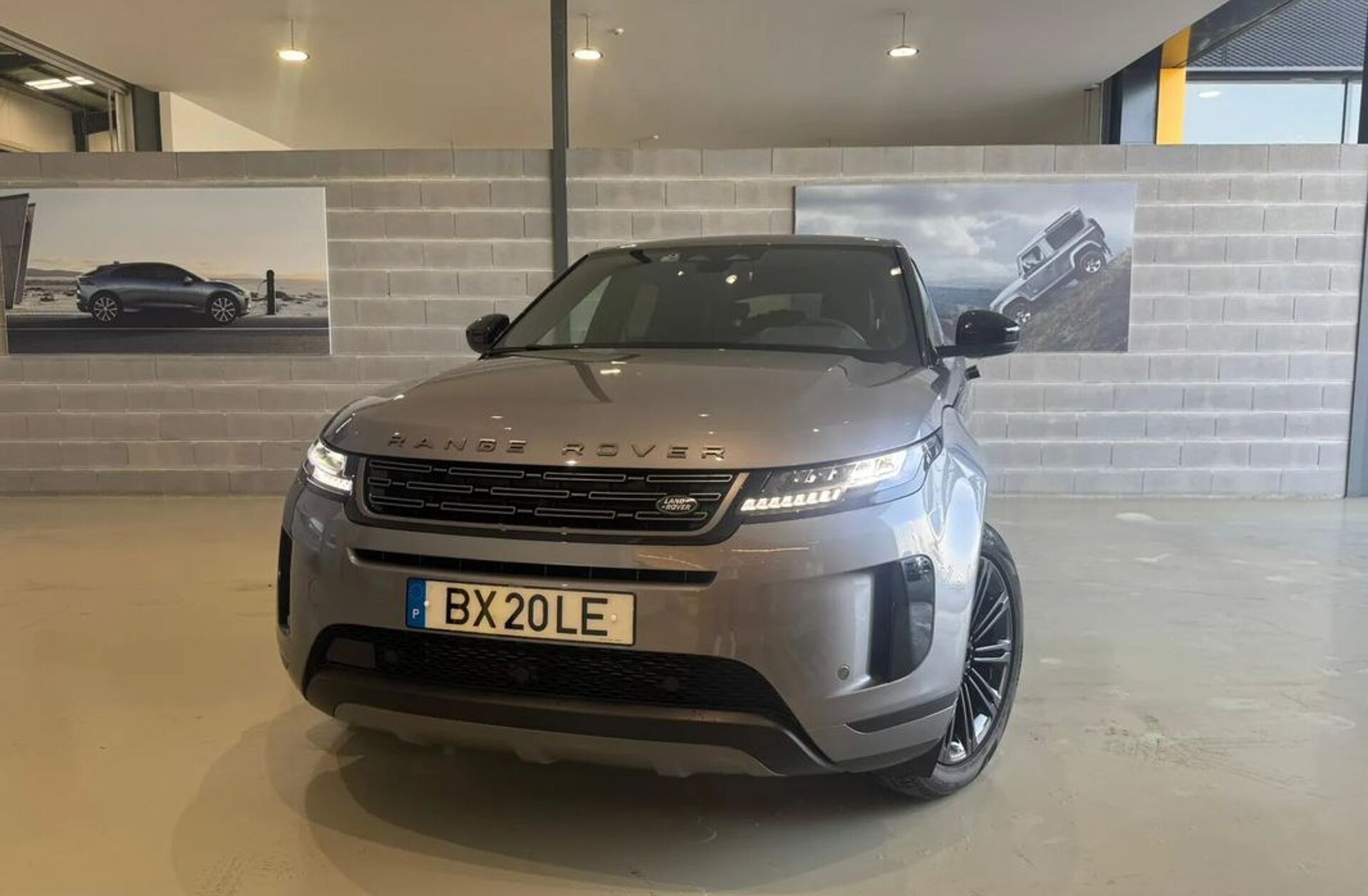 LAND ROVER Range Rover Evoque 1.5 P270e AWD S Auto
