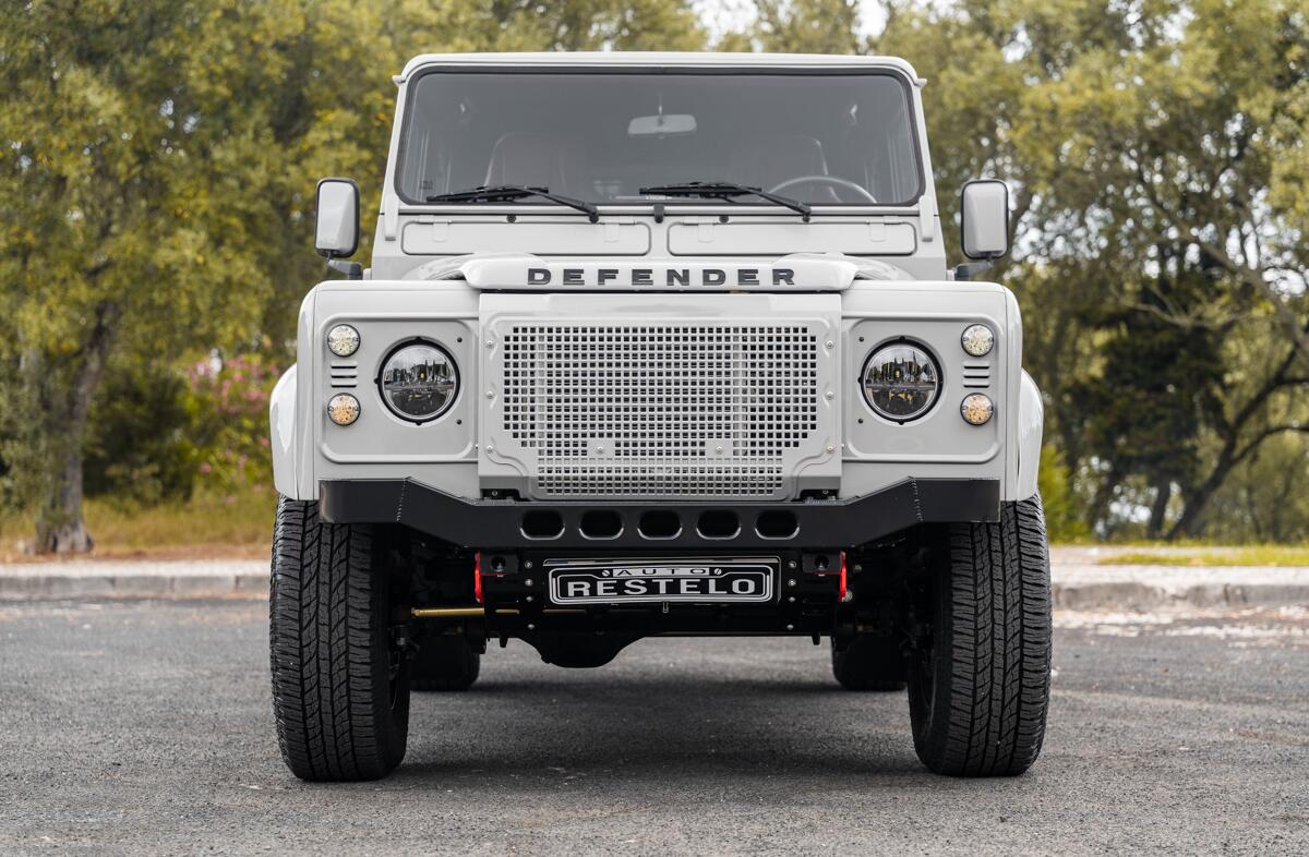 LAND ROVER Defender 110 2.5 Td5 Metal Top