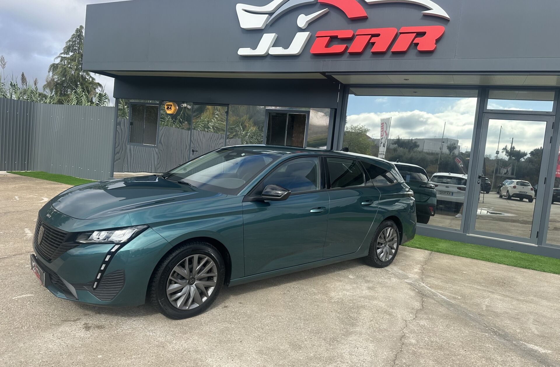 PEUGEOT 308 SW 1.2 PureTech Active Pack