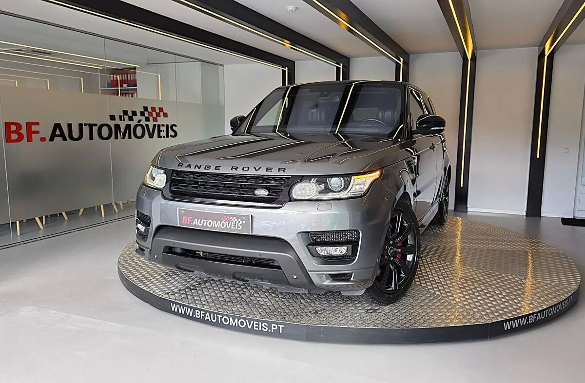 LAND ROVER Range Rover 4.4 SDV8 Autobiography