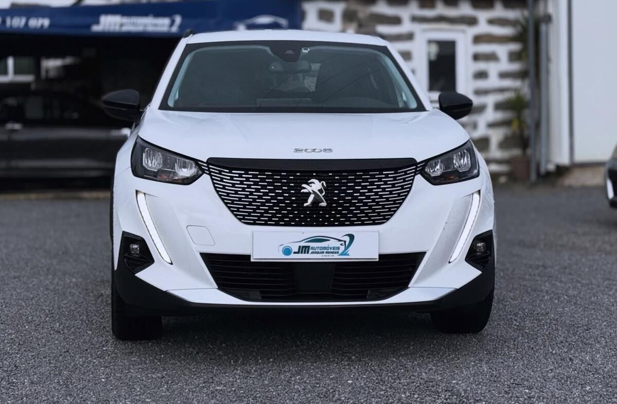 PEUGEOT 2008 1.5 BlueHDi Allure Pack EAT8