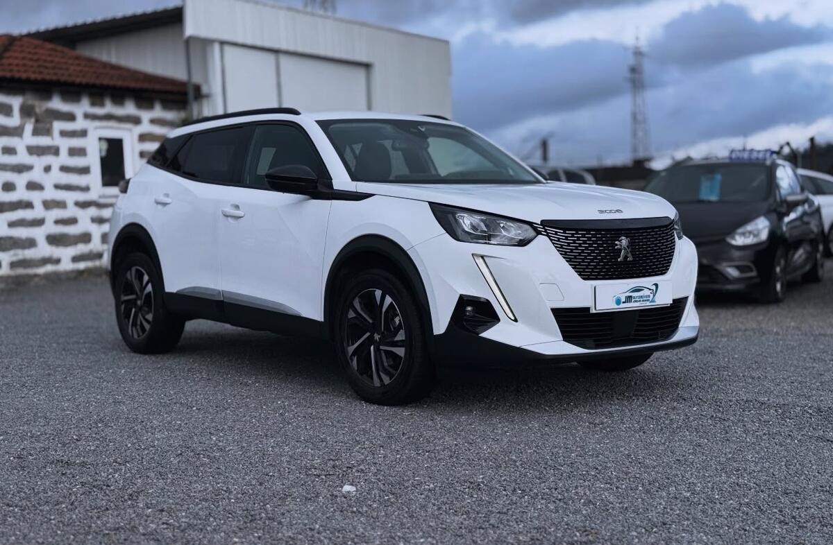 PEUGEOT 2008 1.5 BlueHDi Allure Pack EAT8