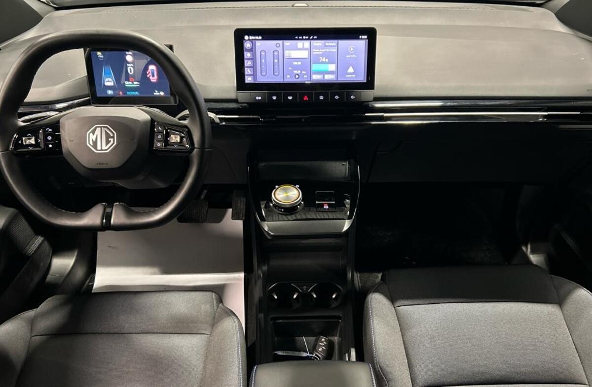 MG MG4 51 kWh Standard