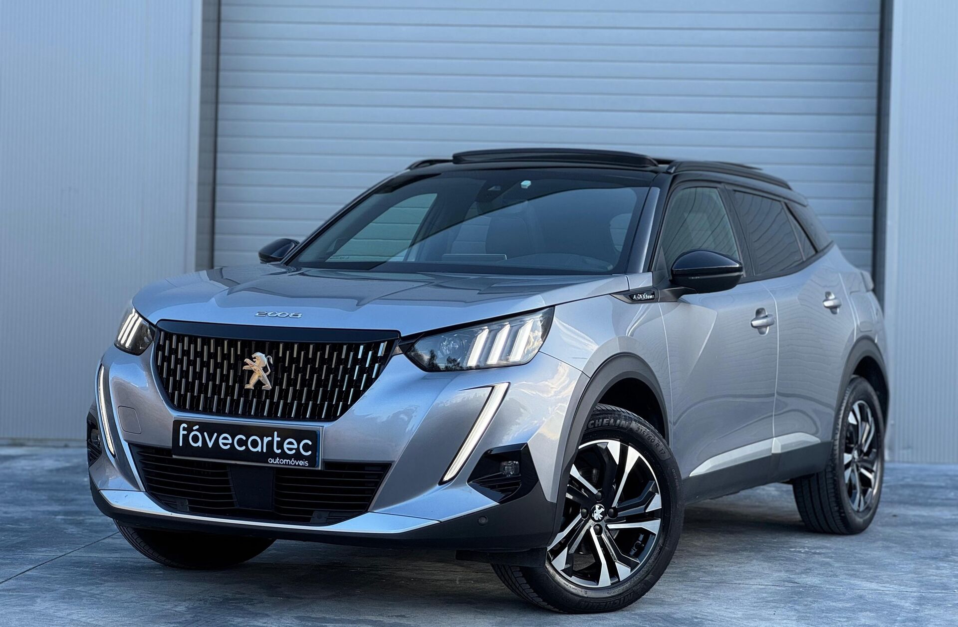 PEUGEOT 2008 1.2 PureTech GT Line