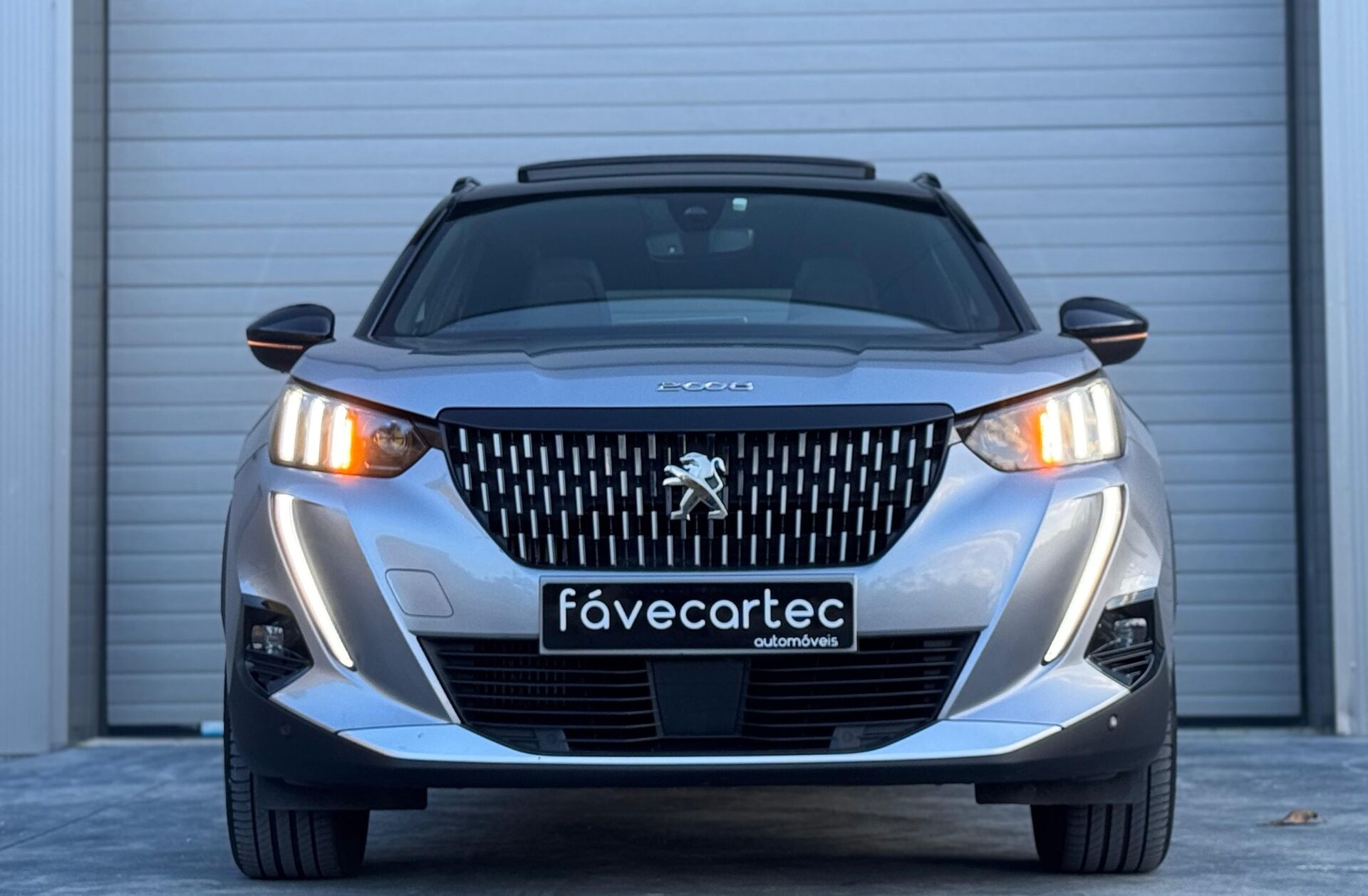 PEUGEOT 2008 1.2 PureTech GT Line