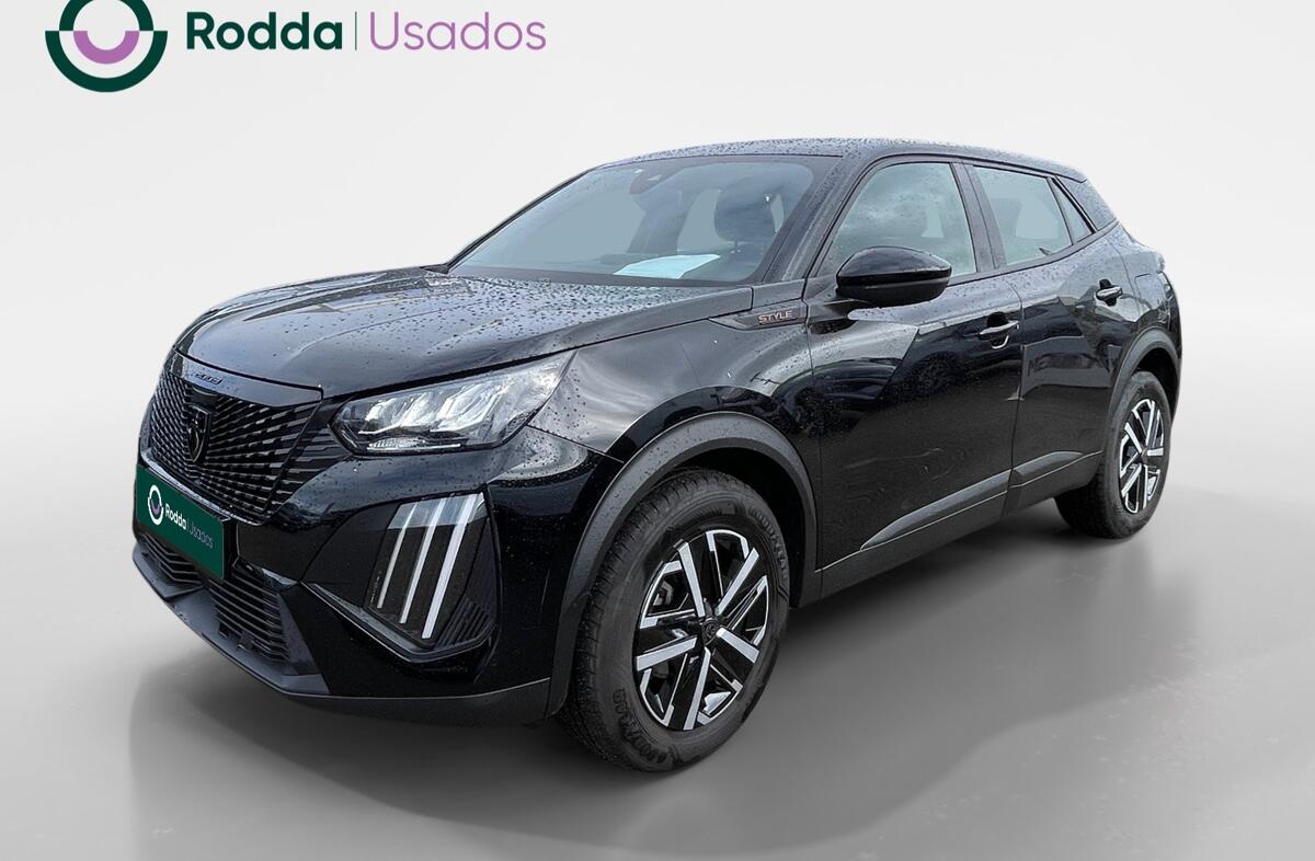 PEUGEOT 2008 1.2 PureTech Style