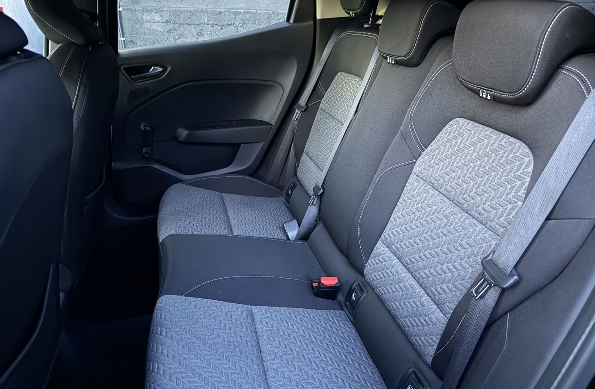 RENAULT Clio 1.0 TCe Limited Bi-Fuel