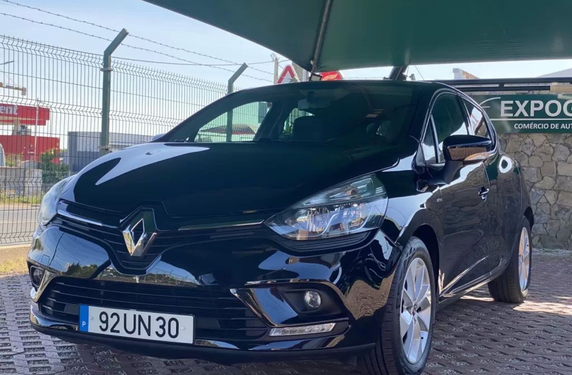 RENAULT Clio 0.9 TCe Limited