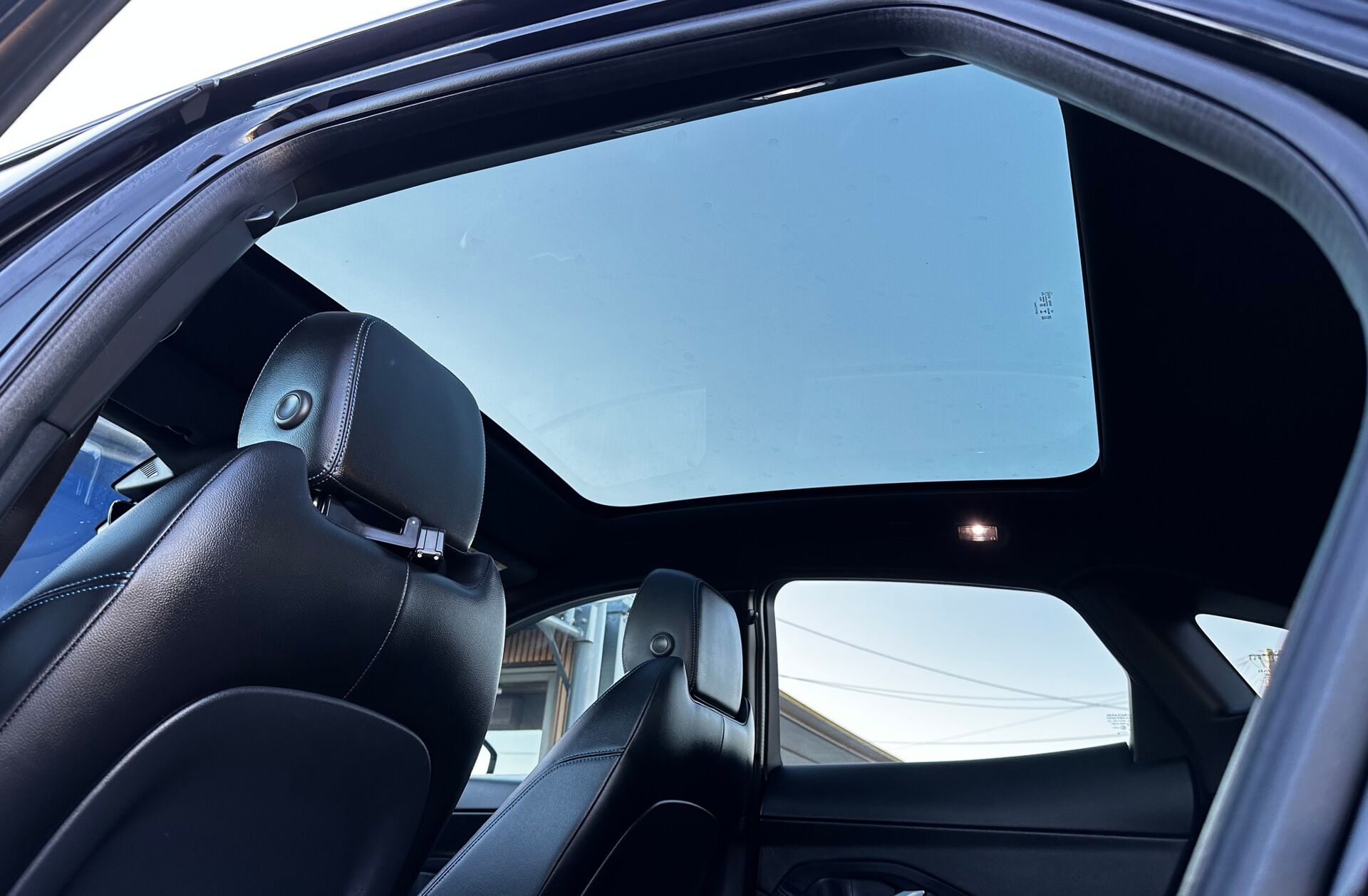 JAGUAR E-Pace 2.0 i4D R-Dynamic S