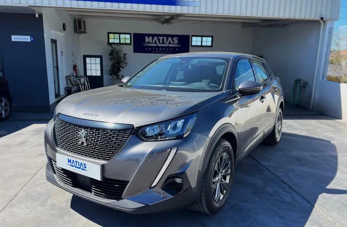 PEUGEOT 2008 1.5 BlueHDi Active Pack