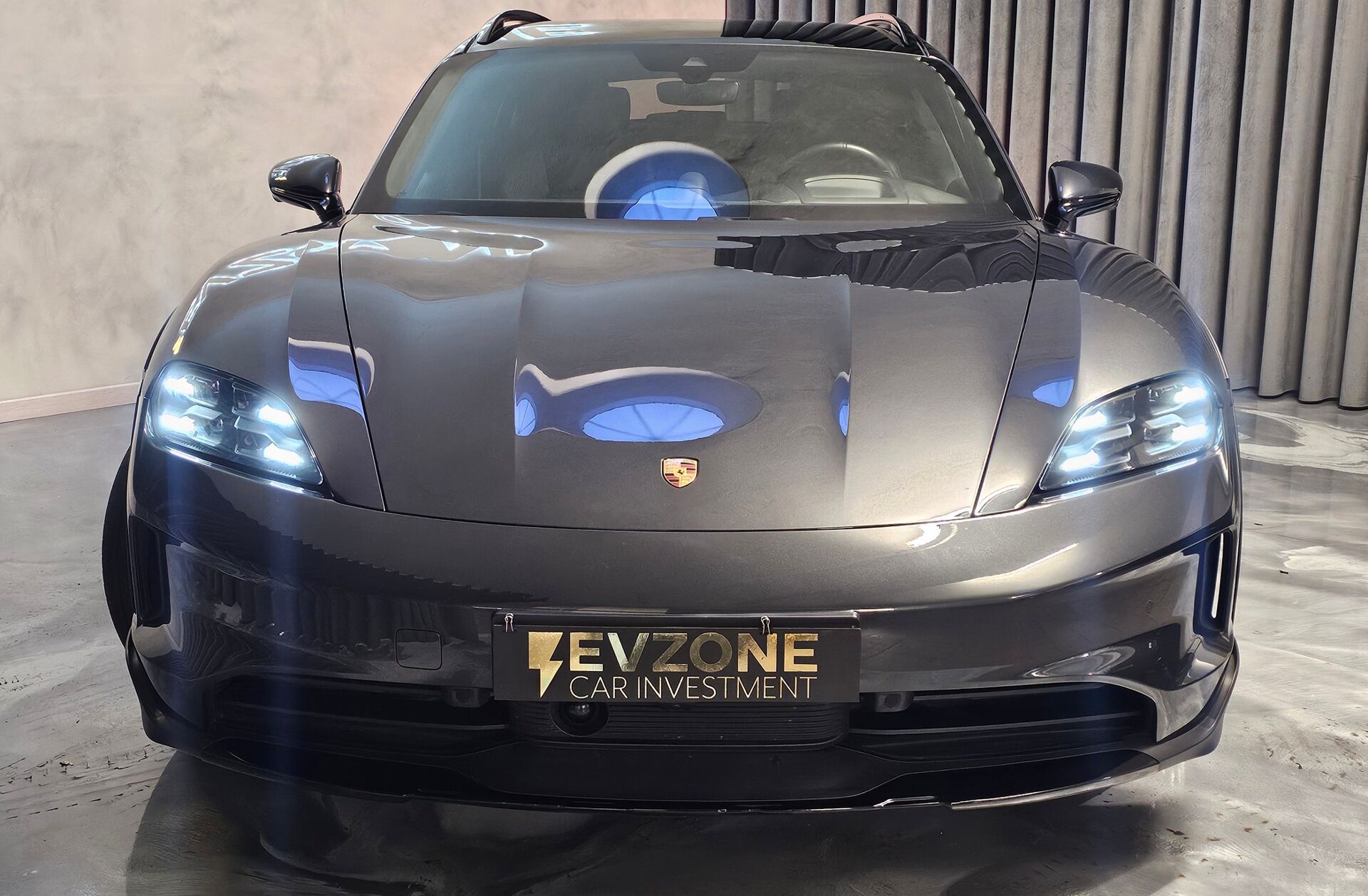 PORSCHE Taycan 4 Cross Turismo