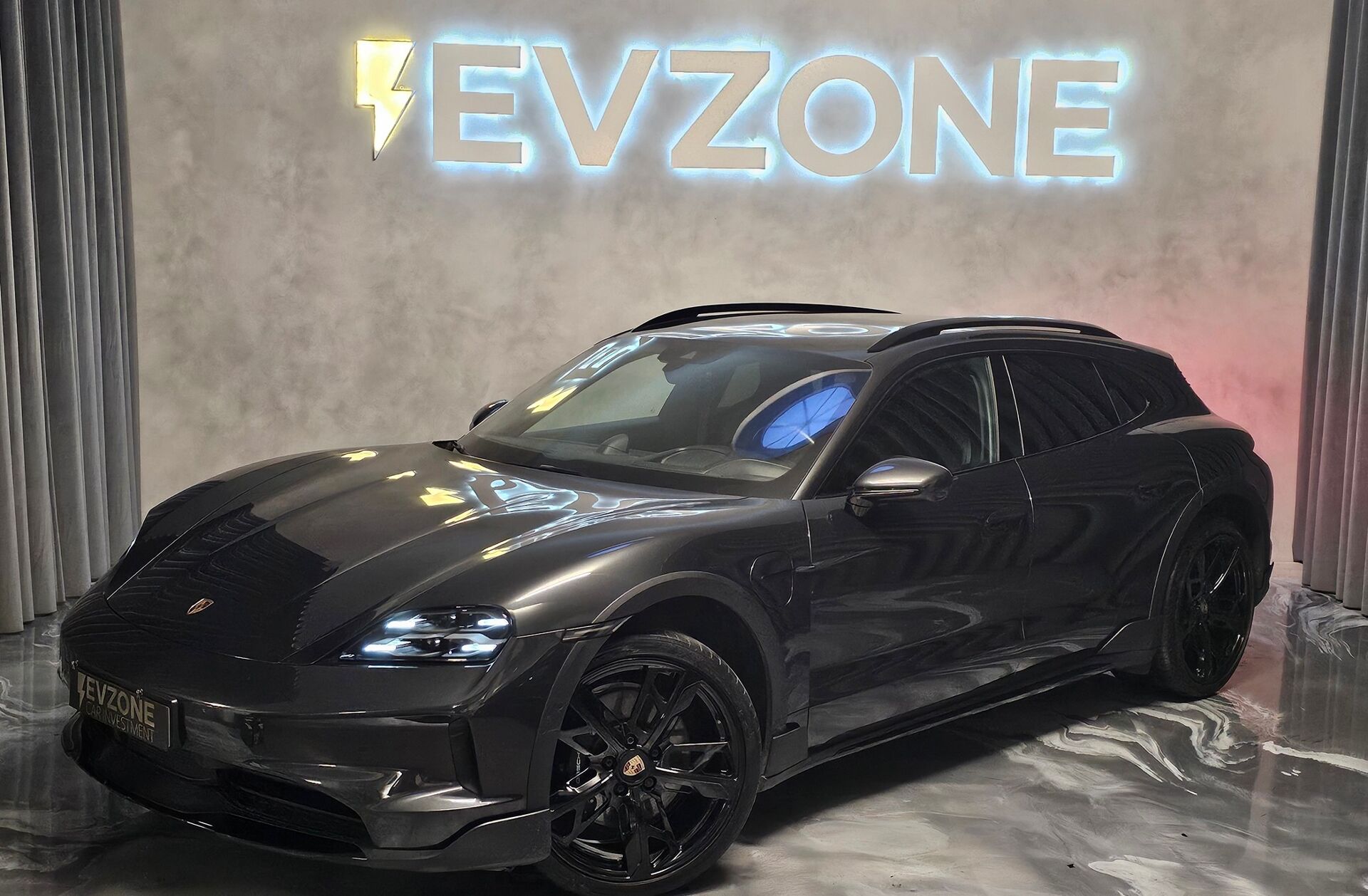 PORSCHE Taycan 4 Cross Turismo