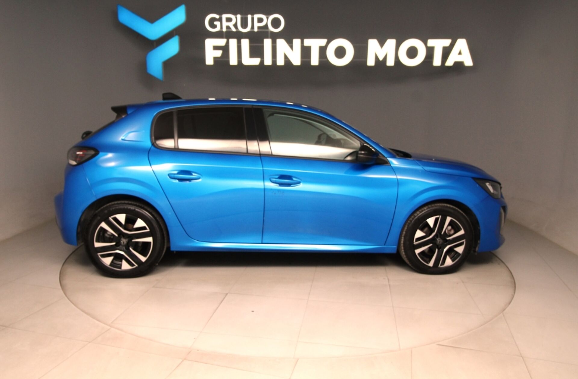 PEUGEOT 208 1.2 PureTech Allure