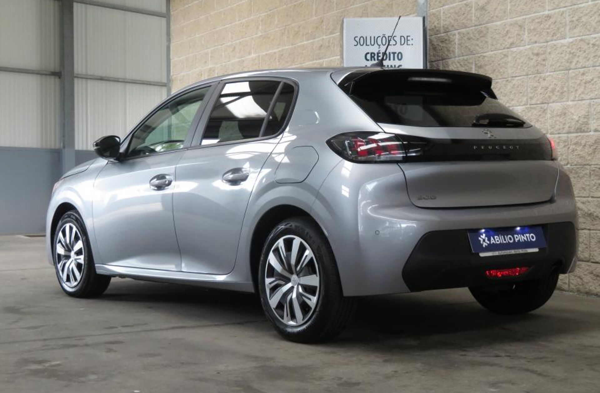 PEUGEOT 208 1.2 PureTech Active Pack