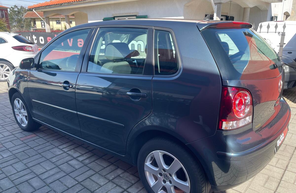 VOLKSWAGEN Polo 1.2 Trendline
