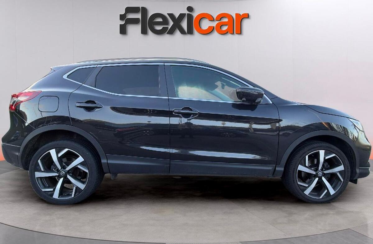 NISSAN Qashqai 1.2 DIG-T Tekna Xtronic