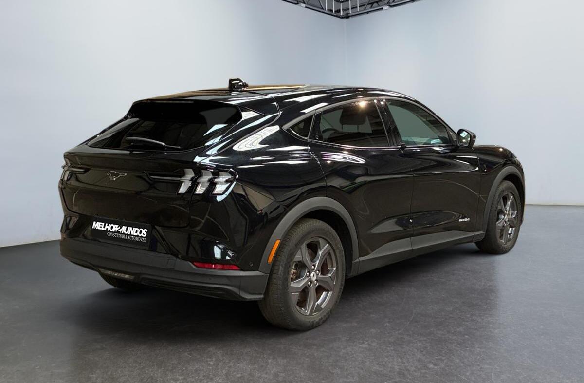 FORD Mustang Mach-E Premium