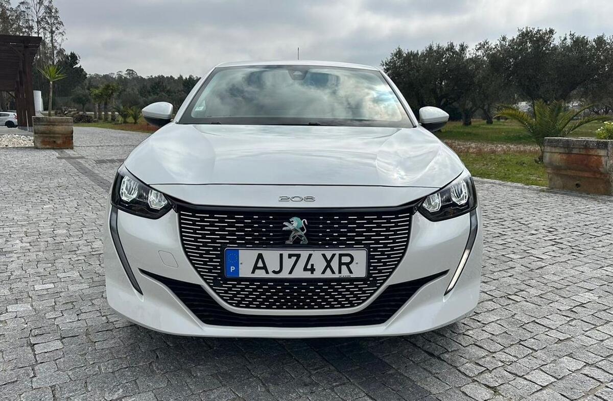 PEUGEOT 208 e- 50 kWh Active Pack