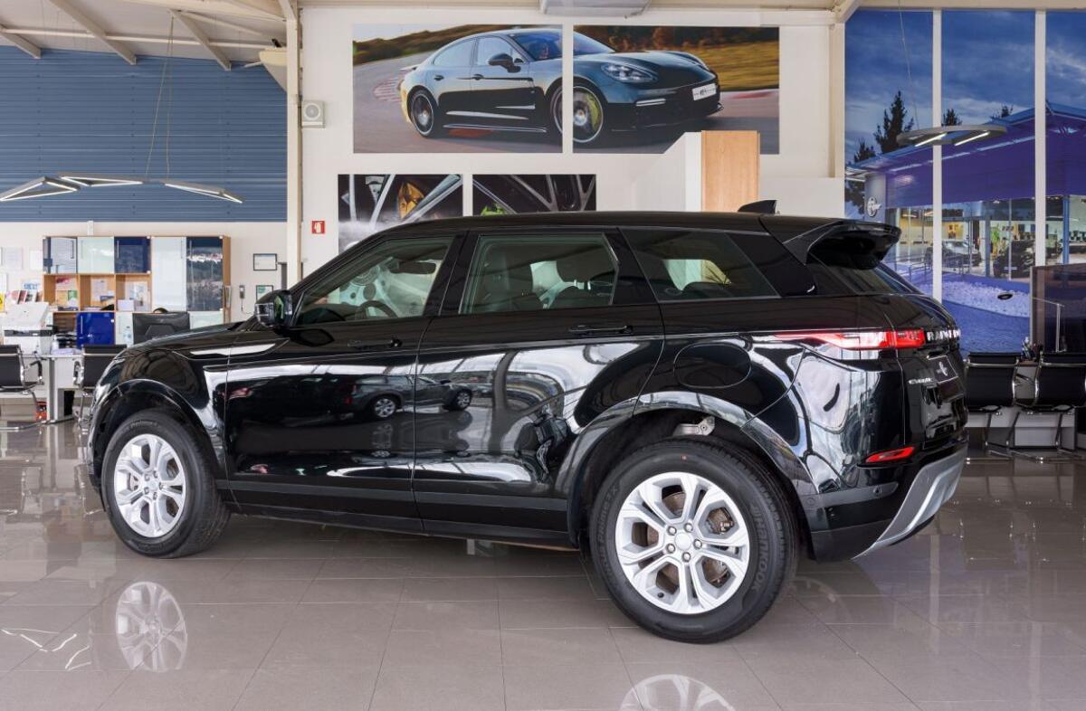 LAND ROVER Range Rover Evoque 1.5 P300e AWD SE Auto