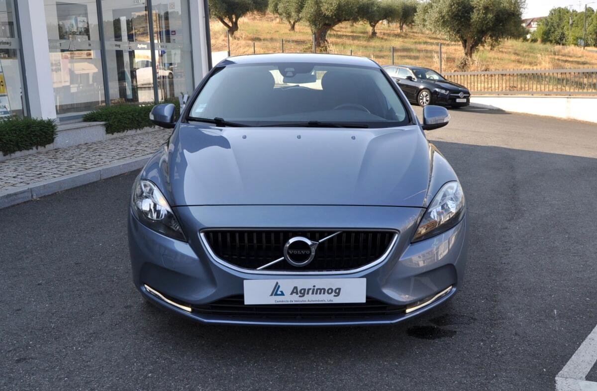 VOLVO V40 2.0 D2 Kinetic