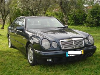 MERCEDES Classe E E 200 E 200 CDI Classic