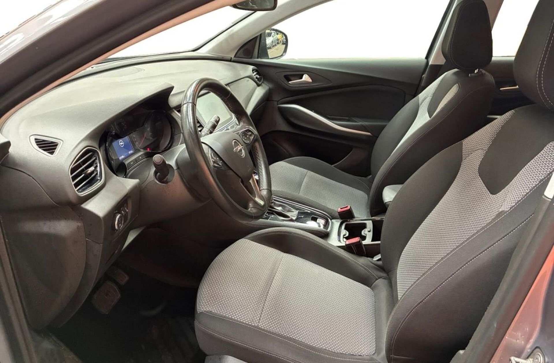 OPEL Grandland X 1.5 CDTI Bus.Ed.AT