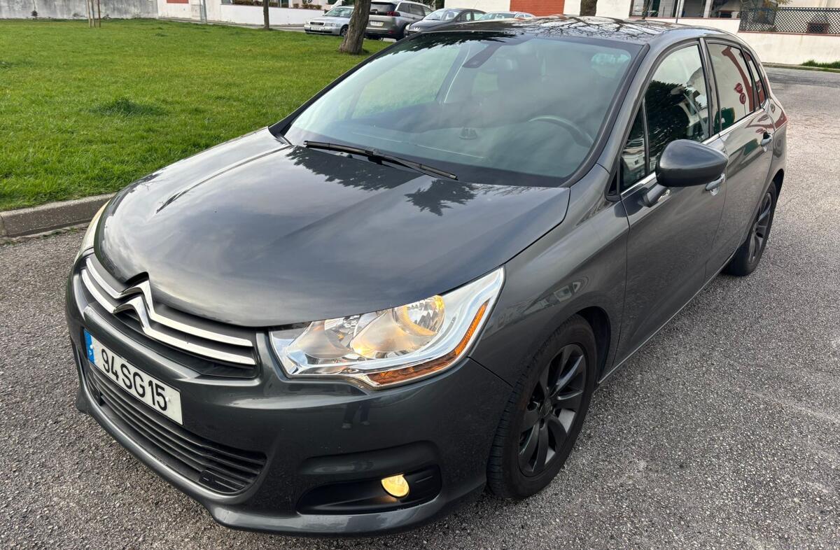 CITROEN C4 1.6 e-HDi Exclusive
