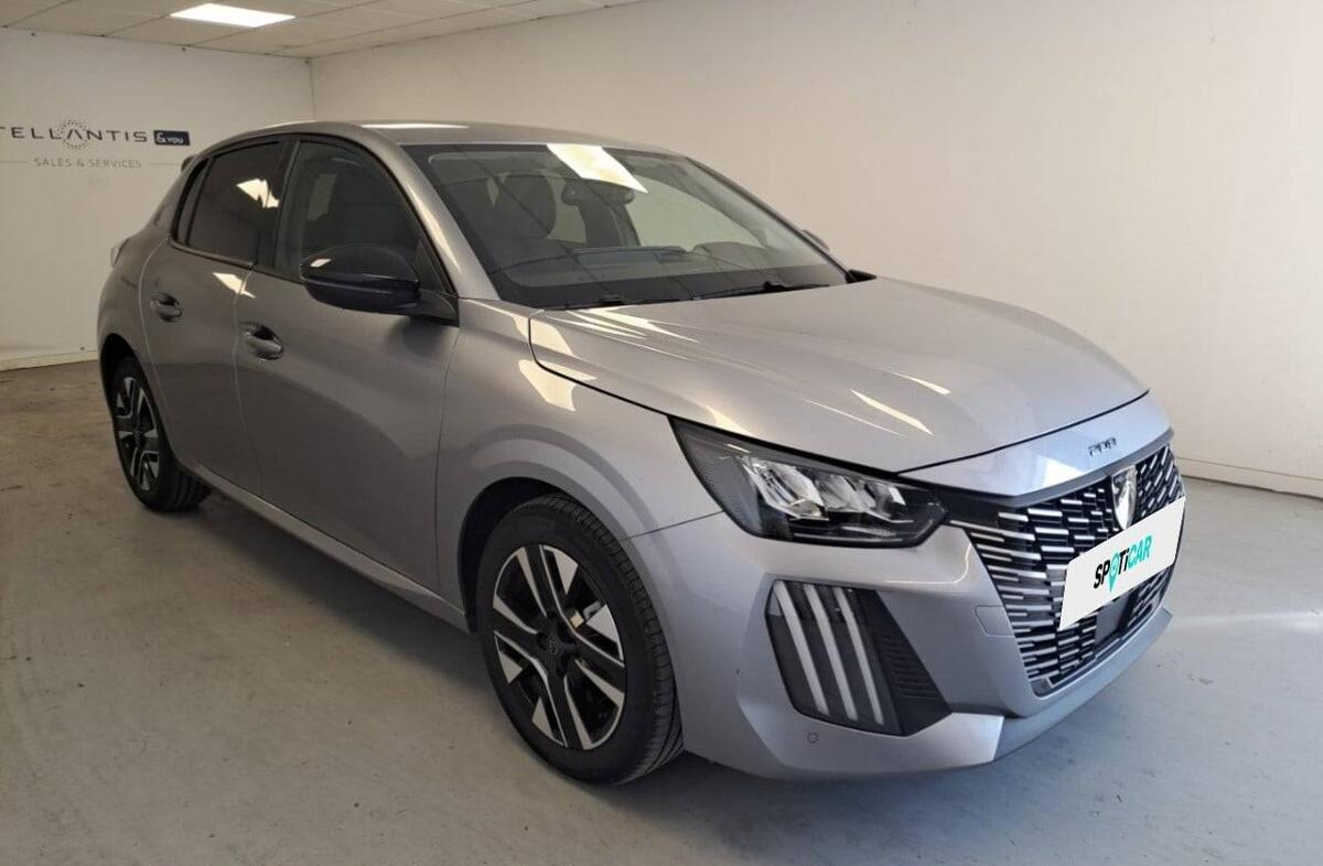 PEUGEOT 208 1.2 Hybrid Allure e-DCS6