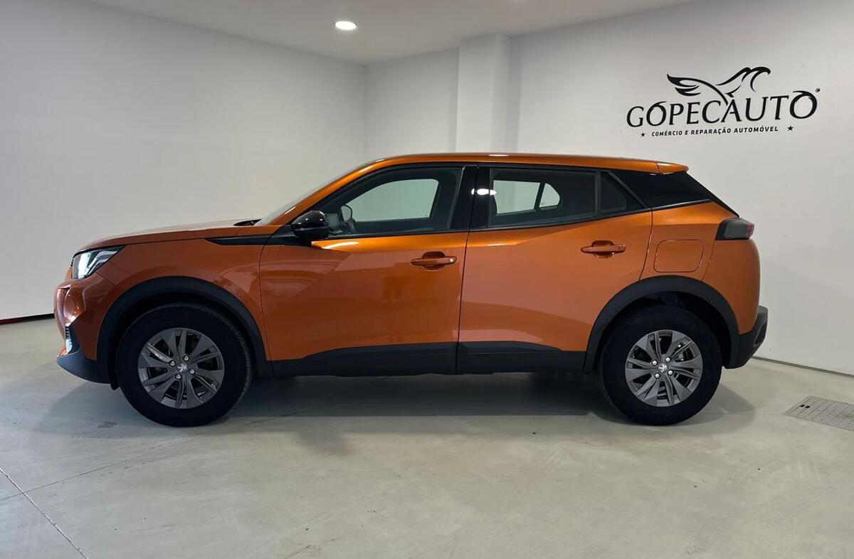 PEUGEOT 2008 1.2 PureTech Active Pack