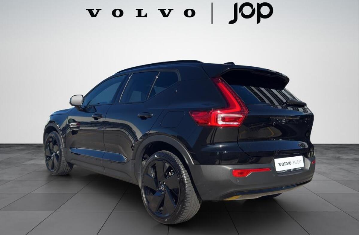 VOLVO EX40 Single Motor Extended Range Core