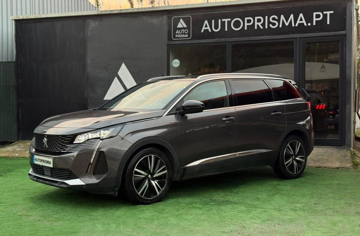 PEUGEOT 5008 1.5 BlueHDi GT EAT8
