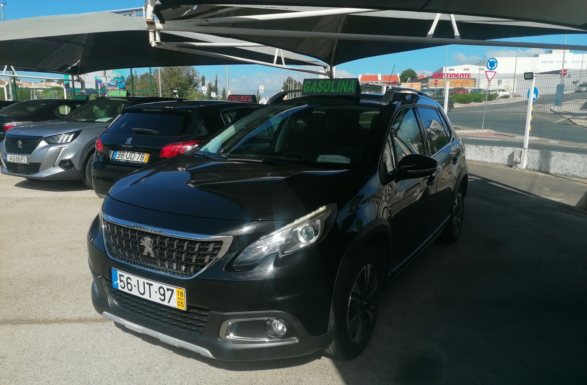 PEUGEOT 2008 1.2 PureTech Allure