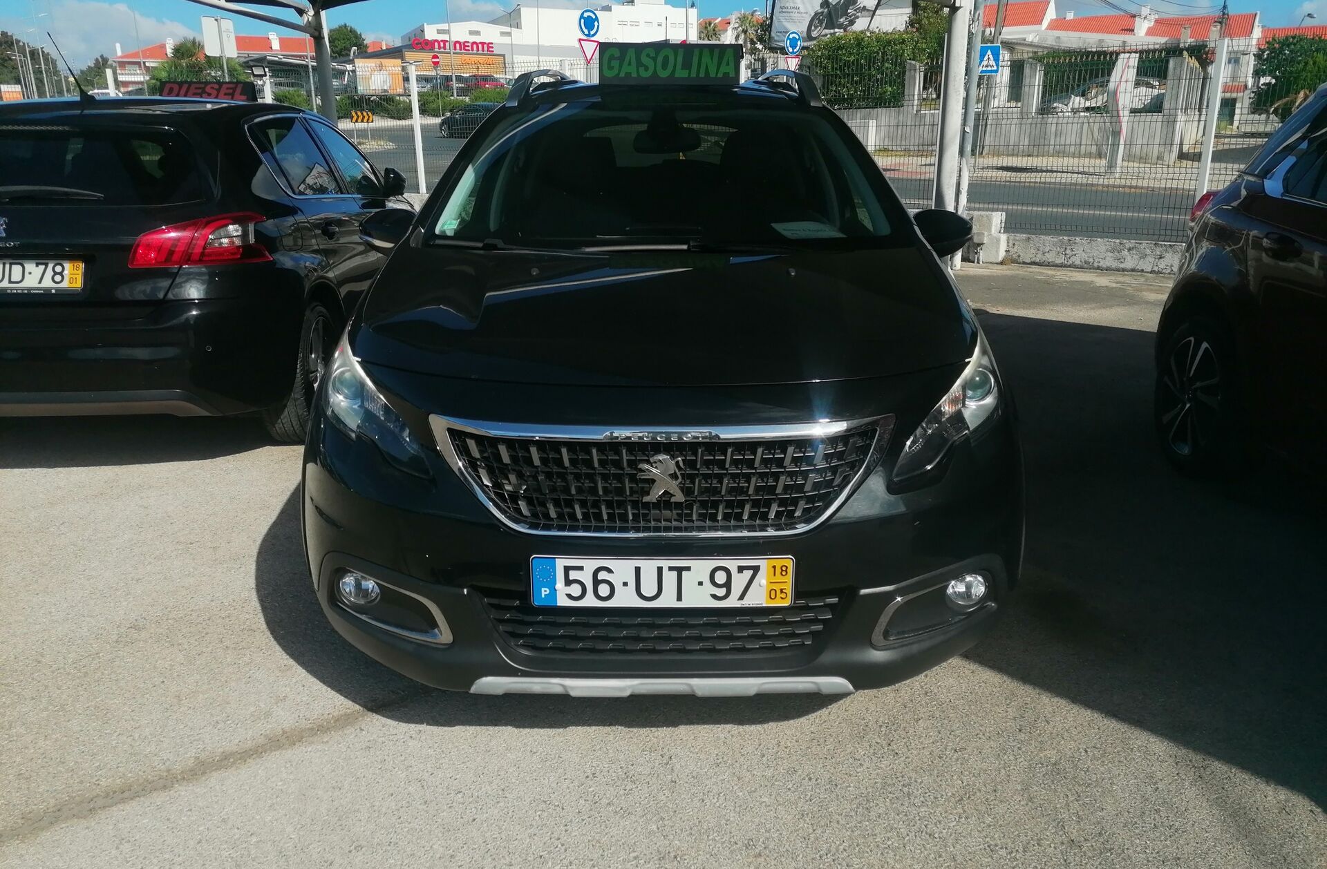 PEUGEOT 2008 1.2 PureTech Allure