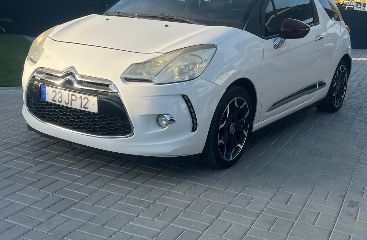 CITROEN DS 3 1.6 HDi Airdream Sport Chic