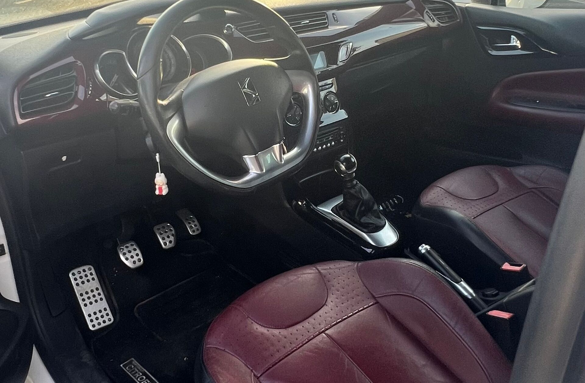 CITROEN DS 3 1.6 HDi Airdream Sport Chic